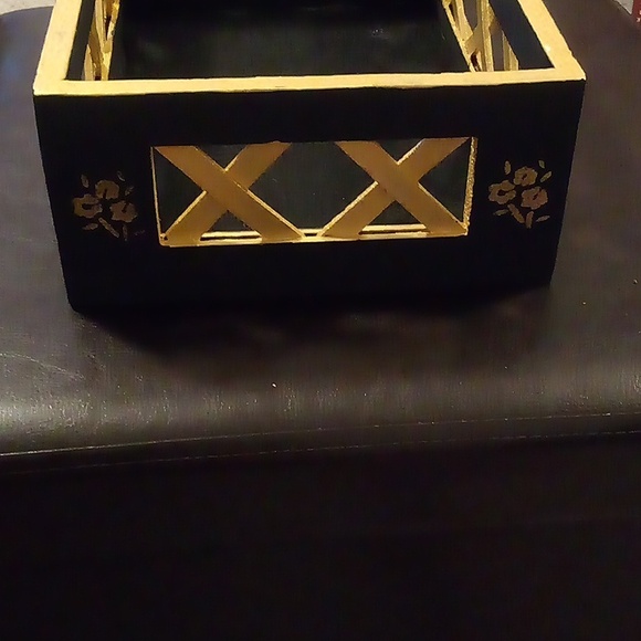 Hand painted box - Picture 3 of 6